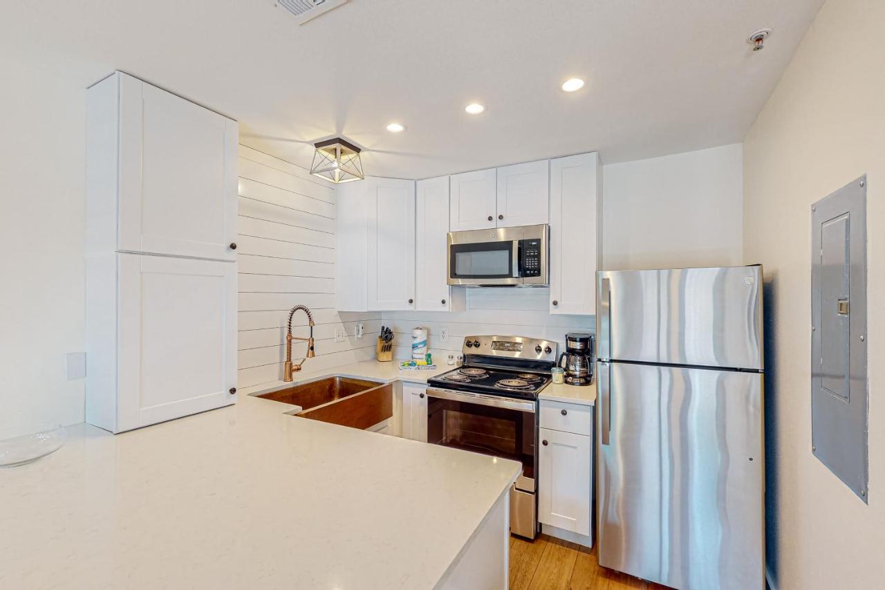 Apartment Grand Caribbean East & West, E212 *