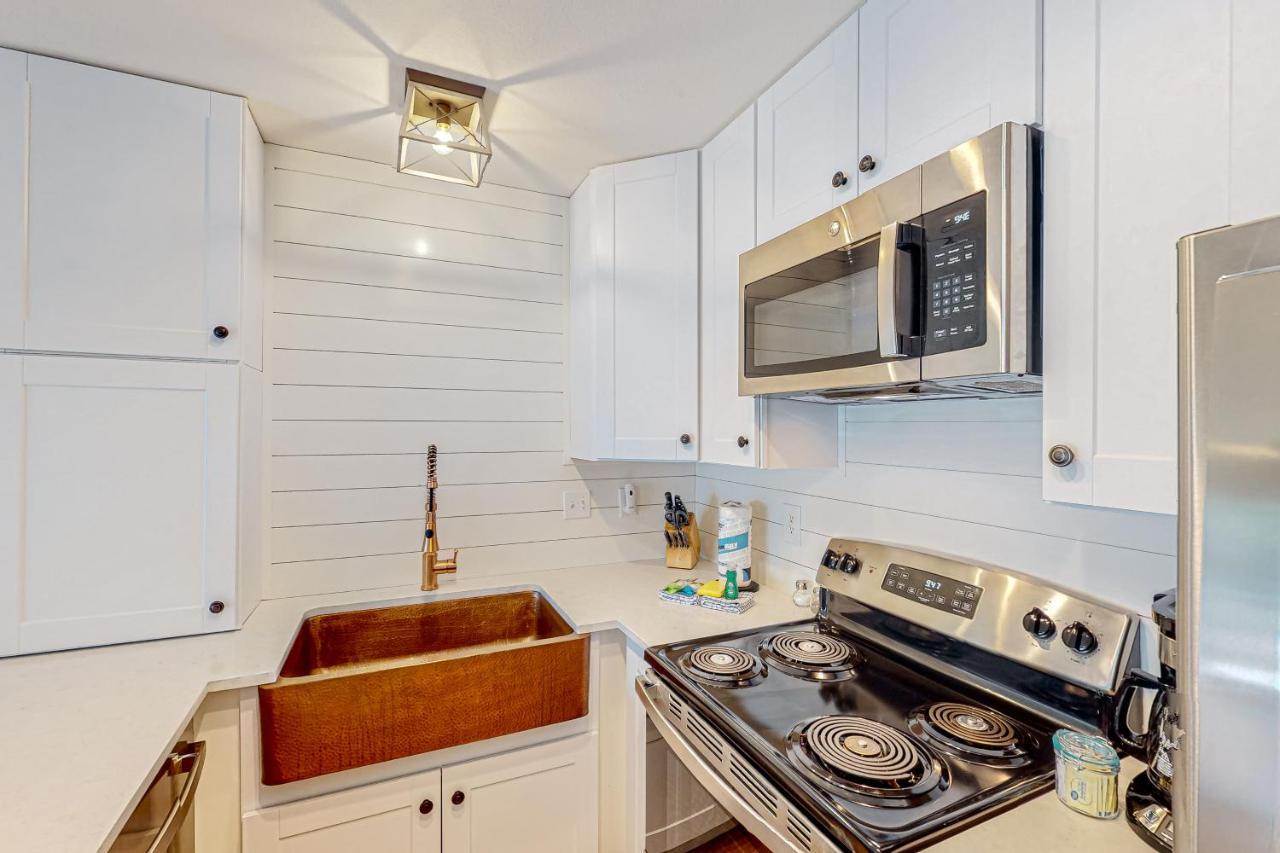 Apartment Grand Caribbean East & West, E212